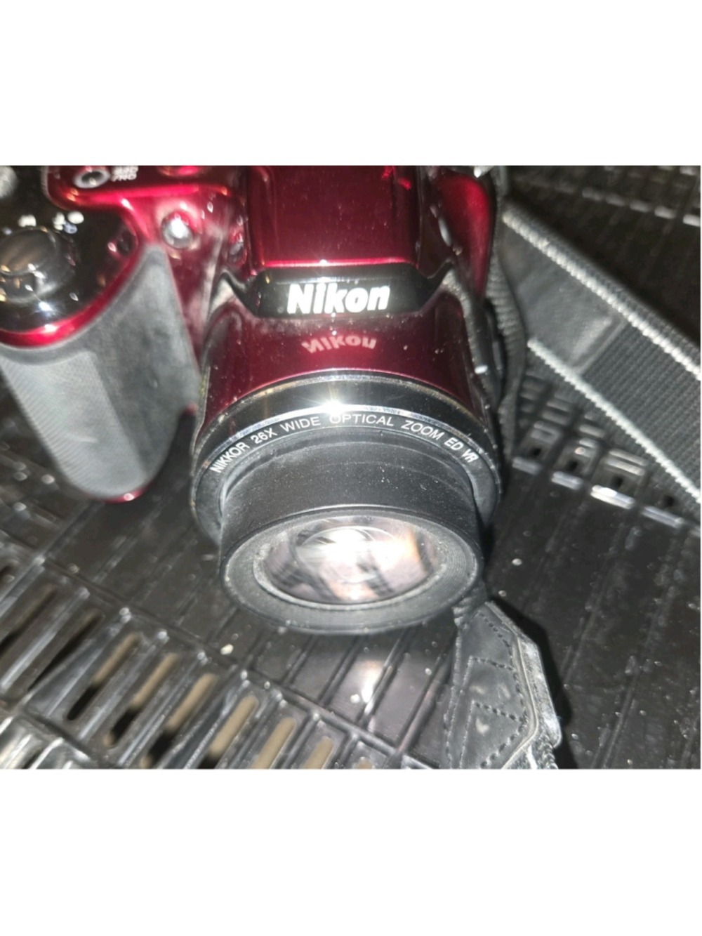 Nikon Coolpix L810 16.1 MP Digital Camera 26x Optical Zoom w/ Strap Red - Works